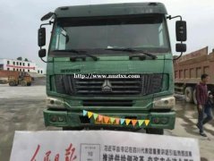 【南宁二手泥头车】2014年1月豪沃336--23万