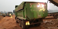 霸龙渣土车5万公里，贷款余10期！ 月供1.1万开走赚钱