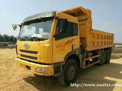 解放J5350，14年的车，17.8万