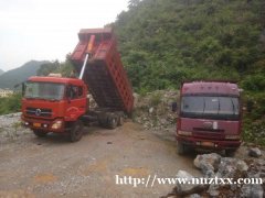 场内后八轮待工